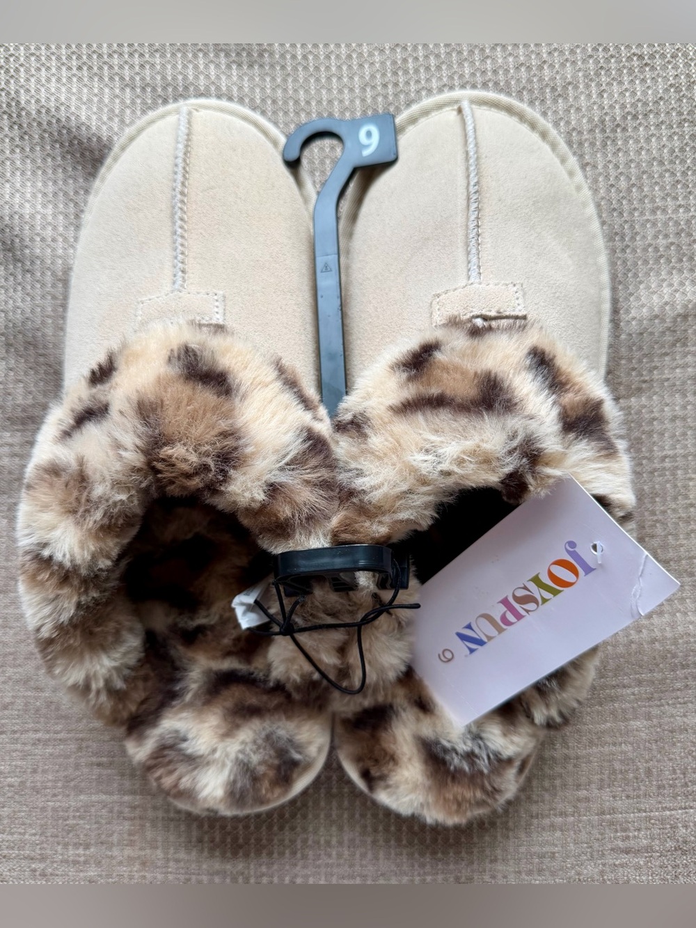 Brand New Women’s Size 9 Joyspun Suede Fur Lined Clog Slippers